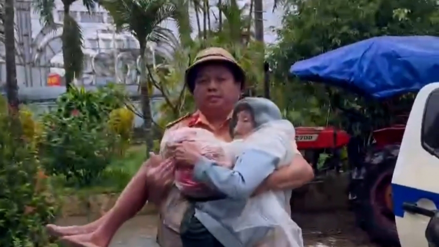 Cụ bà 94 tuổi tử vong do bị ngâm mình trong nước lũ nhiều ngày